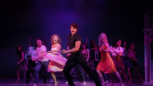 the_cast_of_dirty_dancing_musical_performing_in_london_west_end