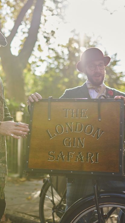 two_tour_guide_advertised_their_London_gin_safari_on_a_bicycle