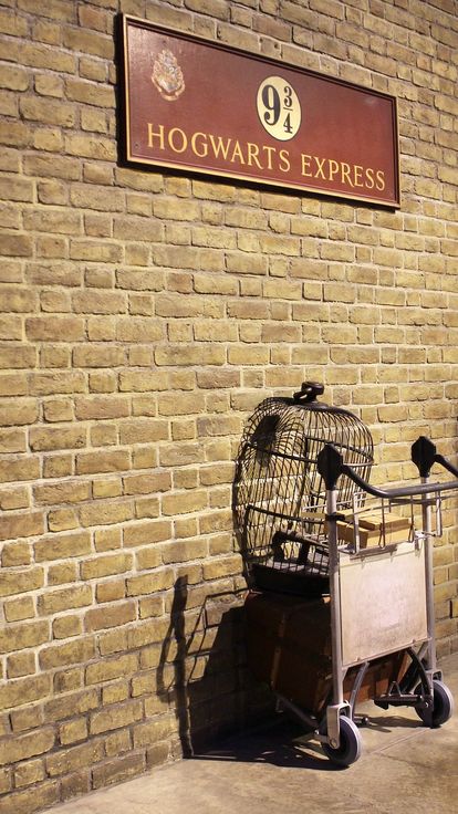 View of the Harry Potter Platform 9 3/4 in London Kings Cross station 
