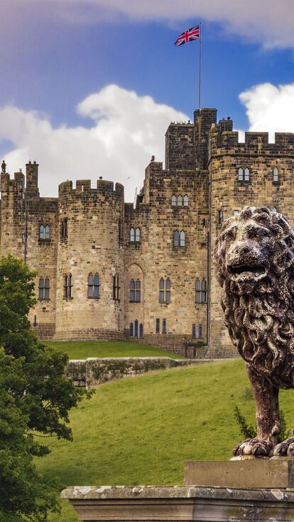 The majestic exterior of Alnwick Castle