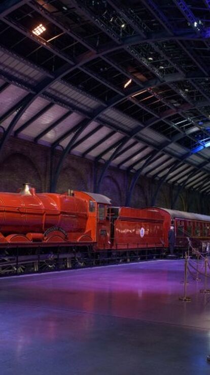 The Hogwarts train at the Warner Bros. Studio Tour: The Making of Harry Potter