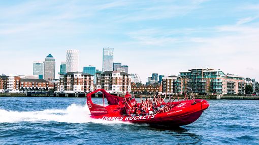 a_thames_rocket_boat_speeding_along_the_river_thames