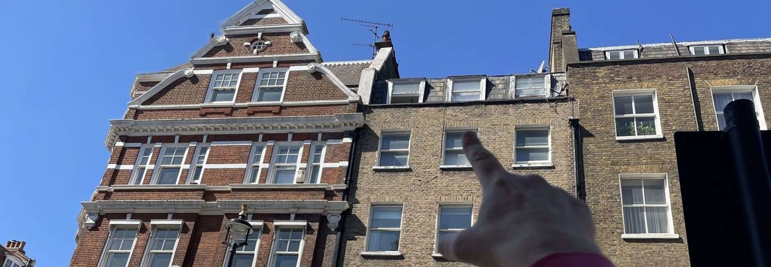 Beatles_Magical_Mystery_London_Walking_Tour_Abbey_Road_studios_roof
