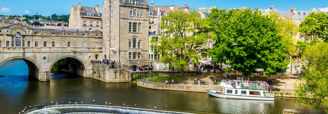 Windsor Castle, Bath and Stonehenge Tour _ Golden Tours _ Bath 3