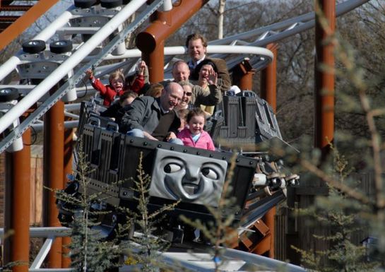 Drayton Manor Theme Park _ Golden Tours 4