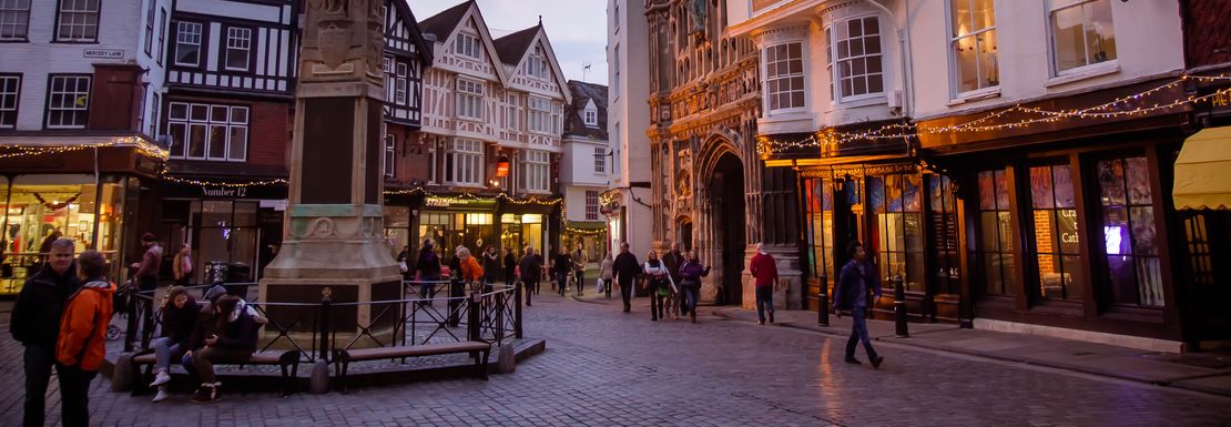 Canterbury, Dover and Greenwich Tour with Christmas Lunch _ Golden Tours _ Canterbury market