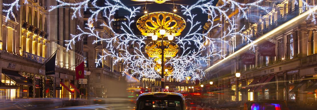 Illuminations of London on Christmas Eve Tour _ Golden Tours 5