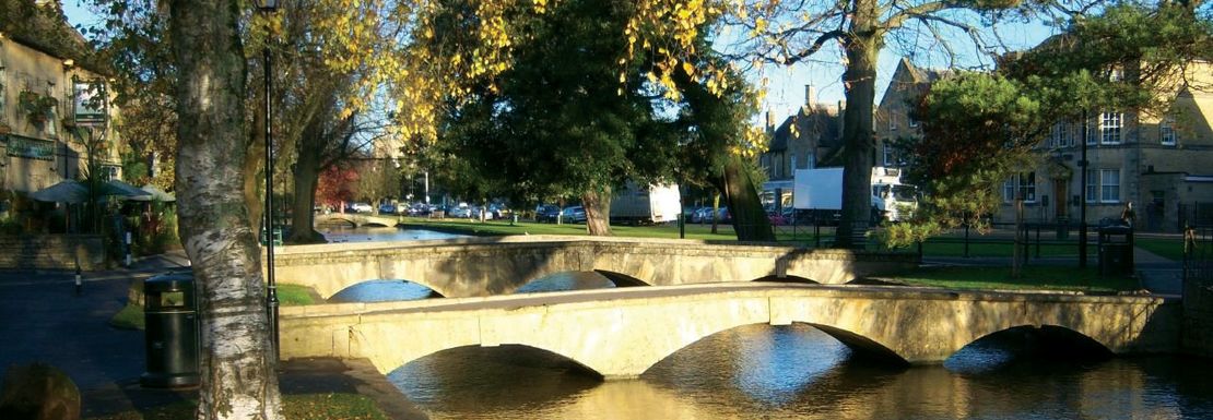 Oxford, Cotswolds and Stratford-upon-Avon Tour with Christmas Lunch _ Golden Tours 5 _ Cotswolds
