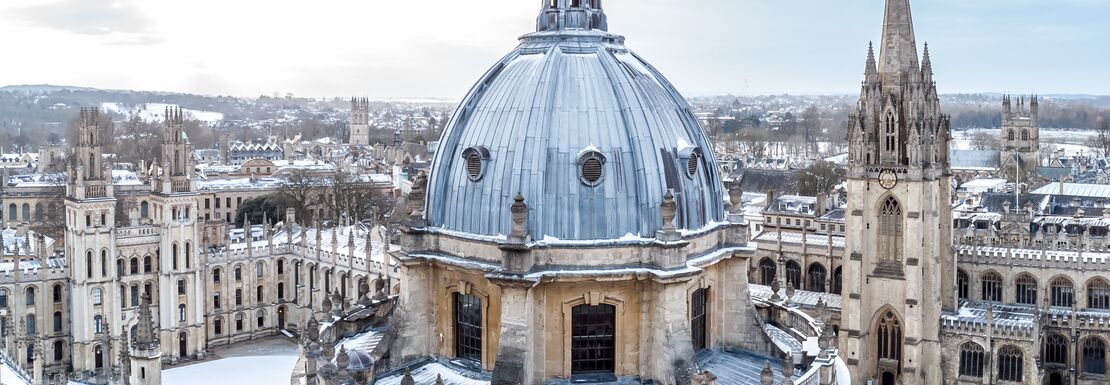 The city of Oxford after a snowfall